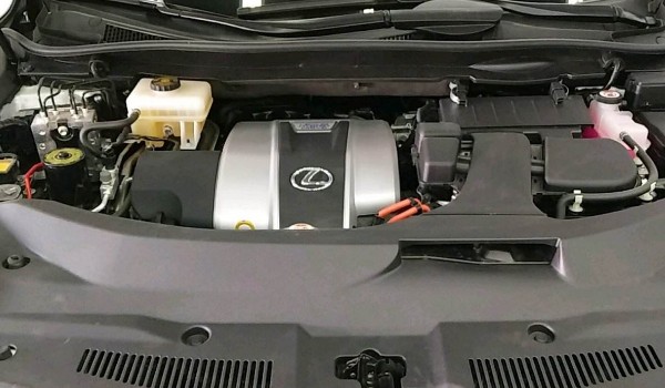 雷克萨斯RX是什么发动机 采用两款发动机配置(2.0T和3.5L)