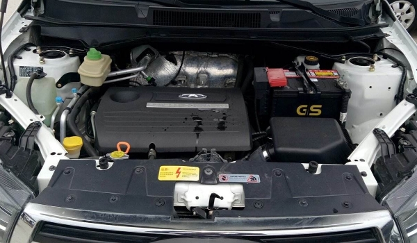 奇瑞瑞虎3是什么发动机 1.5L自然吸气和1.5T涡轮增压两款（综合油耗7.3L）