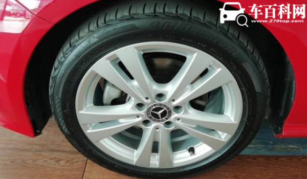 奔驰a200轮胎尺寸是多大的 奔驰a200轮胎型号(205/55 r17)