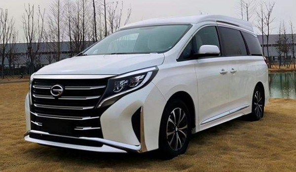 广汽传祺商务车6座gm8报价 2021款gm8仅售17万(搭载2.0T发动机)