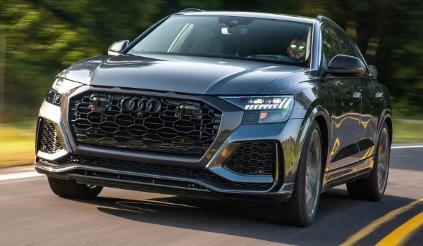 奥迪rsq8油耗实际多少 奥迪rsq8耗油量一公里多少钱（约1.2元）