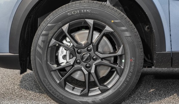 哈弗神兽轮胎型号多少 轮胎型号尺寸为235/55 r19