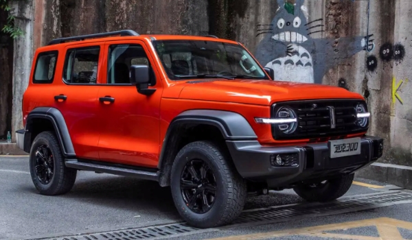 坦克300是什么车 车型是紧凑级别SUV（硬派越野车）