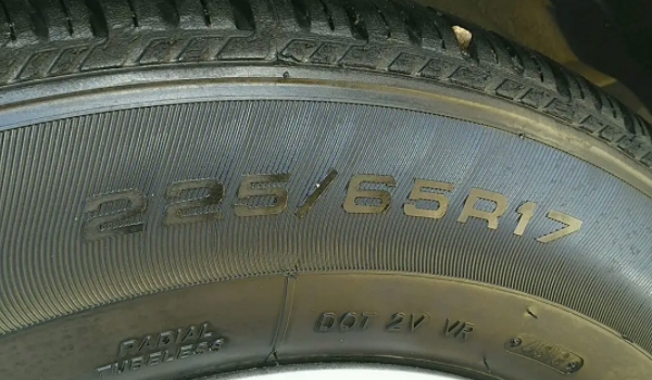 北汽瑞翔X5轮胎尺寸是什么 尺寸是225/60R17和225/55R18