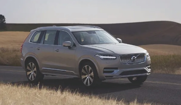 沃尔沃xc90报价及图片 2022款车型顶配裸车价格78.19万（7座车型）