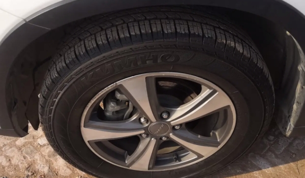 长城汽车哈弗H6的轮胎品牌是什么 品牌为韩泰（性价比很高）