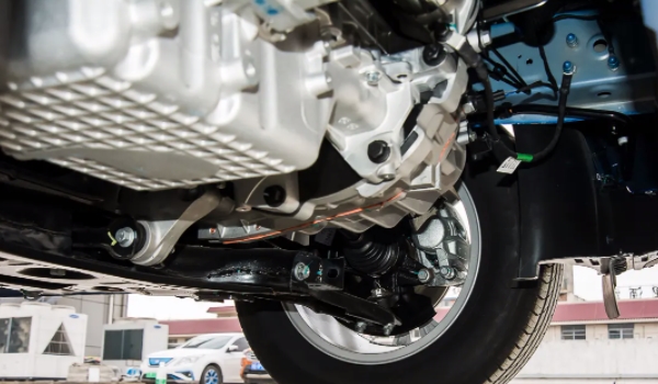 奇瑞汽车瑞虎5X的变速箱润滑油多久更换 三年时间更换一次（保证运行使用效果）