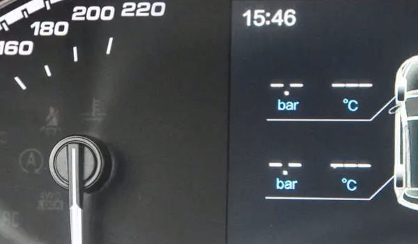 奇瑞汽车瑞虎5X胎压显示在哪里 仪表盘内显示（操作非常方便）