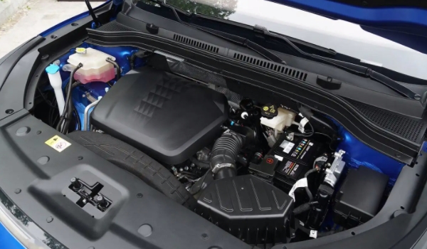 江汽集团思皓X4是几缸的发动机 是一款4缸发动机（1.5升排量版本）