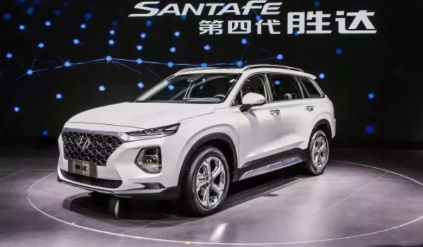 北京现代胜达动力满足使用么 完全满足使用（2.0升涡轮增压发动机）