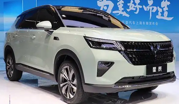 五菱星辰5座多少钱 五菱星辰5座售价6.98-10.98万