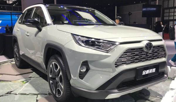 RAV4荣放新车报价及图片 RAV4荣放新车报价17.58万元到26.08万元