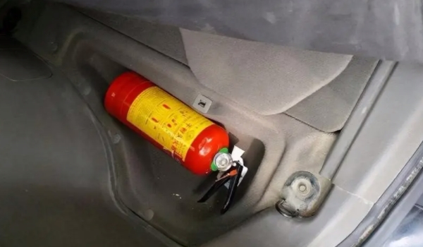 灭火器需要单独准备吗 需要单独进行准备（单独购买使用）