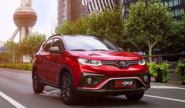 东南DX5油箱满足使用么 完全满足使用（容积45升）
