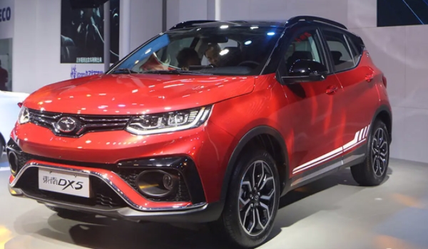 东南DX5天窗是什么类型 电动天窗和可开启的全景天窗（使用效果好）