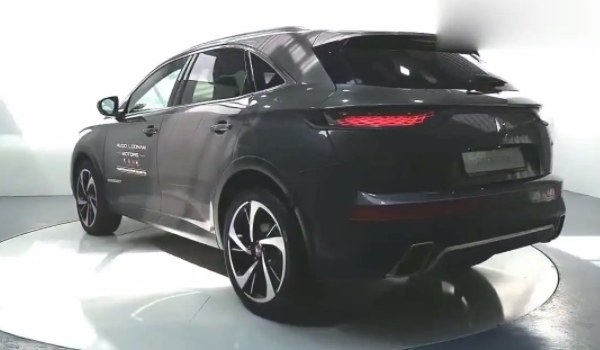 DS7的轮胎能用多久 可以使用4年时间或者是4万公里（注意检查）