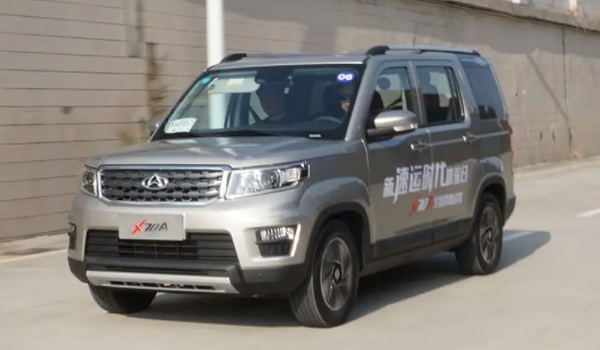 欧尚X70A的轮胎多久检查一下 1000公里检查一次（保证车辆运行安全）