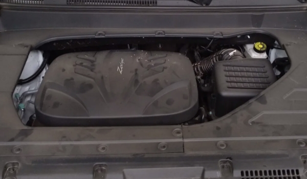 众泰T300发动机的耗油怎么样 耗油量比较经济（百公里6.9升）