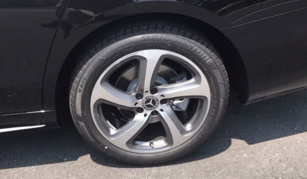轮毂更换有影响吗 是存在影响的（更改要符合道路交通安全法的规定）