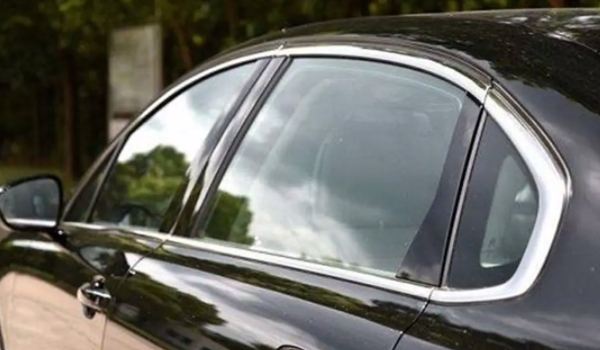 玻璃膜贴膜后多久开窗 4~5天时间可以打开车窗（使用效果好）
