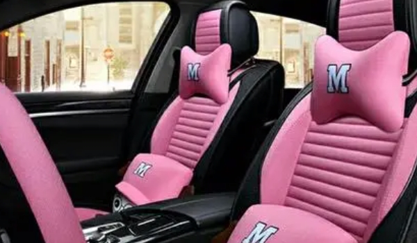 汽车坐垫套购买的注意 要选择符合安全的坐垫套（不能影响安全气囊）