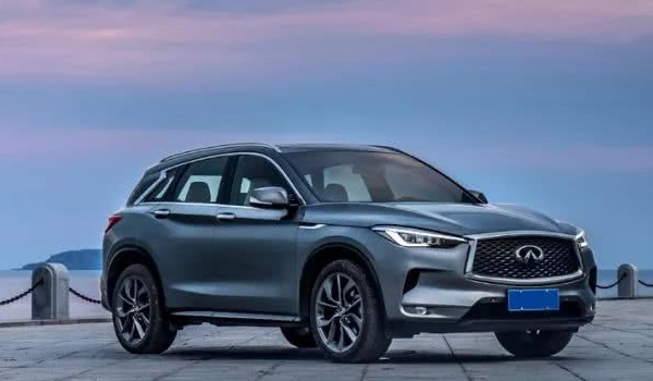 英菲尼迪QX50的发动机最大扭矩是多少 最大扭矩是380牛米