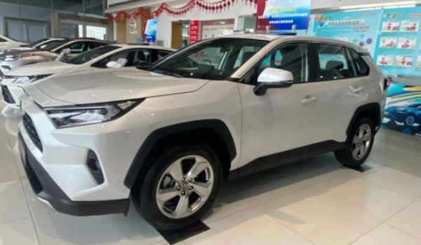 RAV4荣放豪华版图片及报价 RAV4荣放目前是没有豪华版