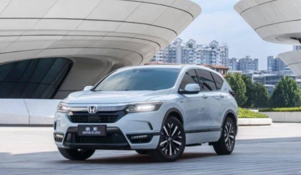 皓影的机油尺什么时候使用 2000公里检查一次（避免出现缺少）