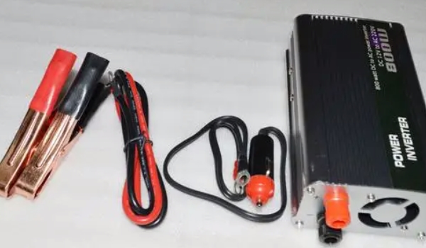车载逆变器可以使用多久 没有具体时间限制（损坏的时候更换）
