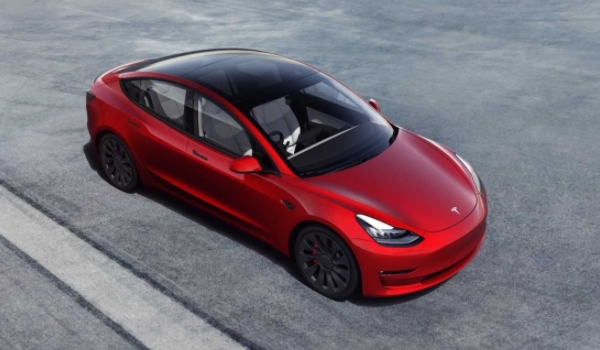 特斯拉model 3尺寸