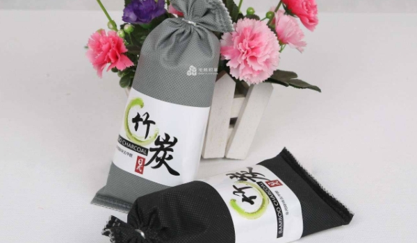竹炭包多久更换一次 需要在半年时间更换一次（保证吸附异味的效果）