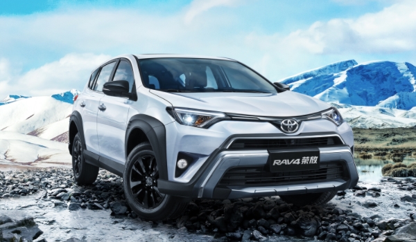 RAV4荣放免息要首付多少钱 荣放免息要首付交纳6.85万元