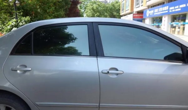 车窗玻璃贴膜可以使用多久 可以使用5~8年时间（根据使用情况确定）