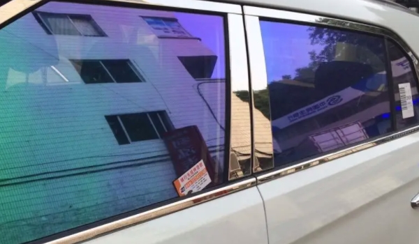 玻璃膜损坏怎么办 及时进行替换（避免影响车辆使用效果）