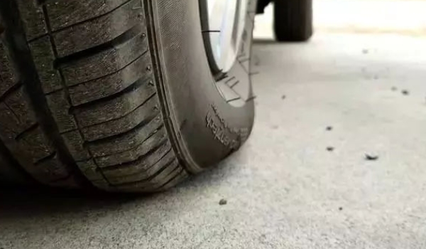 轮胎胎压要多久检查一次 每次车辆行驶都需要检查（保证使用效果）