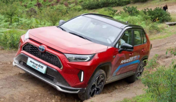 RAV4荣放的电动后备箱怎么样 使用效果很不错（部分车型匹配）