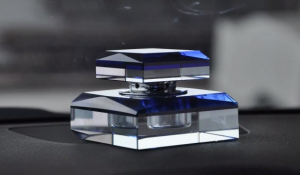 汽车香水可以使用多久 可以使用2~3个月（需要建议进行更换使用）