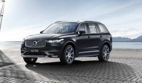 沃尔沃XC90的玻璃水更换时间 秋季结束后更换（避免造成冰冻）