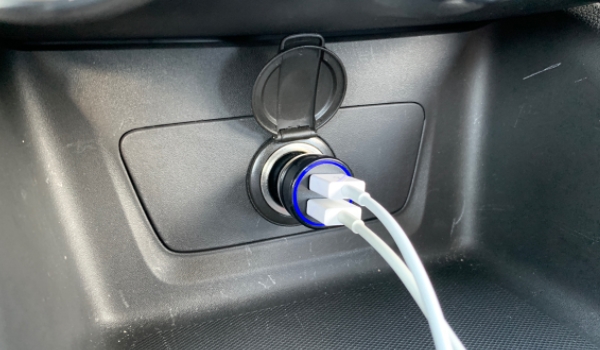 车载充电器车辆匹配吗 间接匹配的充电器（提供有USB接口）
