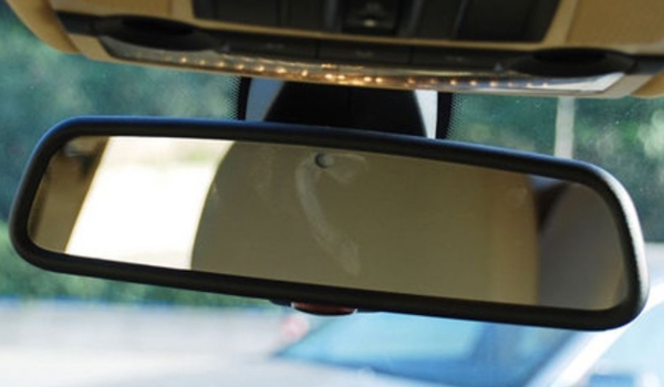 车内后视镜可以更换么 可以进行更换（不要影响行车安全）