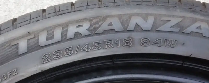 235/45r18什么意思