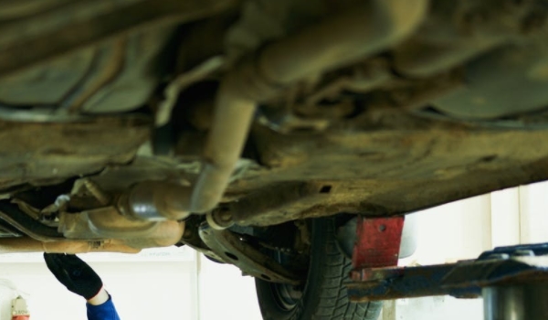 汽车维修是什么 对机动车辆出现的问题进行维修（保障车辆安全行驶）