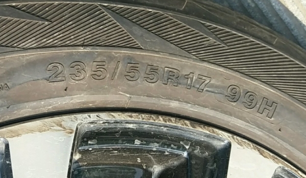 轮胎的型号什么时候使用 更换轮胎时使用（更换原厂型号尺寸）