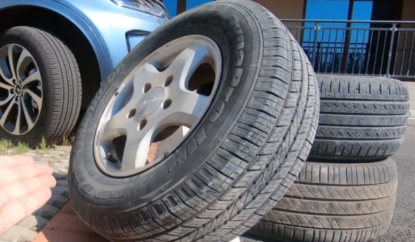 防爆胎和普通的轮胎有什么区别 使用安全性有所不同（防爆胎更加好）