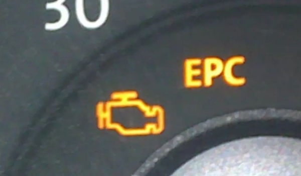 epc灯亮是什么故障你又来了 及时对车辆维修（避免造成行驶问题）