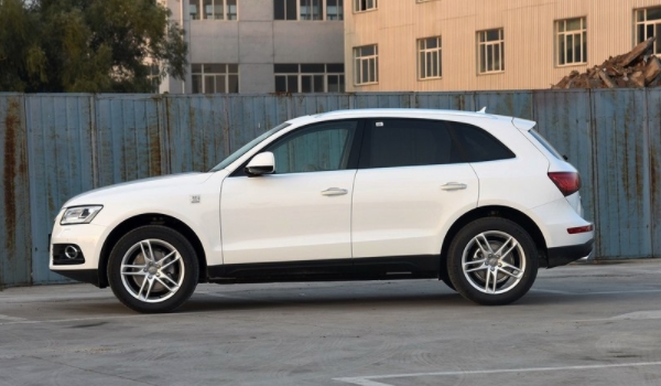 奥迪q5变速箱几种型号 只有一个型号（手自一体的变速箱）