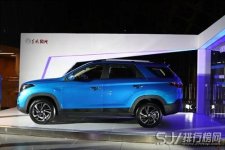 东风风光s560怎么样 很适合年轻人的suv