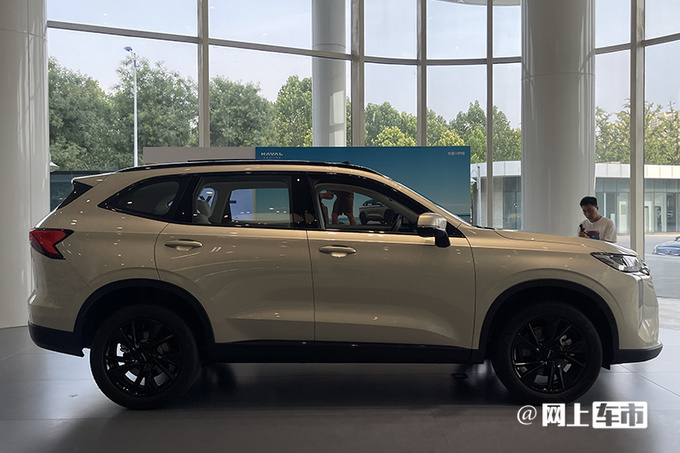 限时优惠1.4万！哈弗新H6售10.39万起 2.0T动力升级