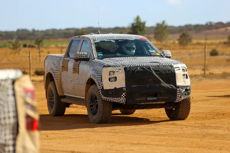 或搭载3.0T V6发动机 全新福特Ranger Raptor将于2月22日首发
