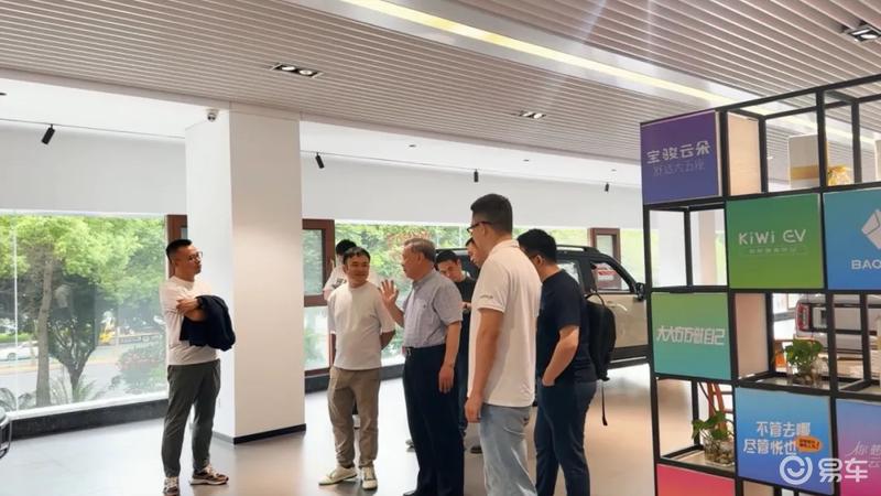 上汽通用五菱十一黄金周实销破4万 同比增长48.6%